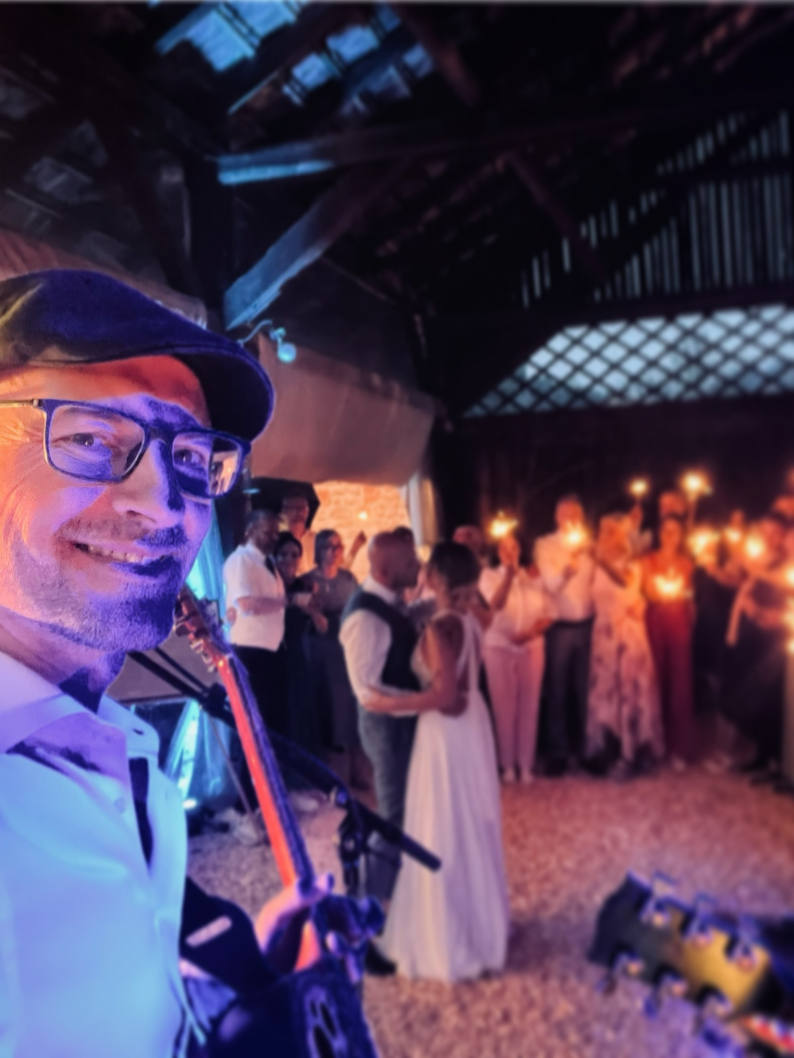 Concord Live beim Eröffnungstanz bei einer Hochzeit in Rankweil, Vorarlberg Österreich _ Thomas Schmiderer